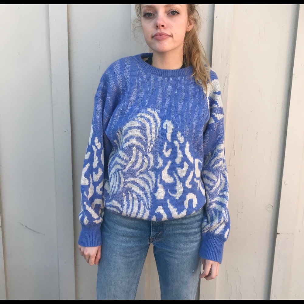 Great Vintage Sweater cream and lavender M/LG🎈 - Picture 3 of 8